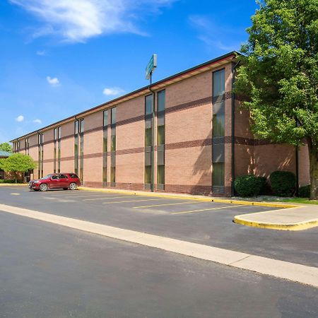 Quality Inn&Suites-Sellersburg Exterior foto